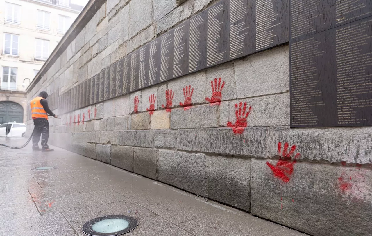 Paris : Une enquête ouverte après les tags sur le mémorial de la Shoah