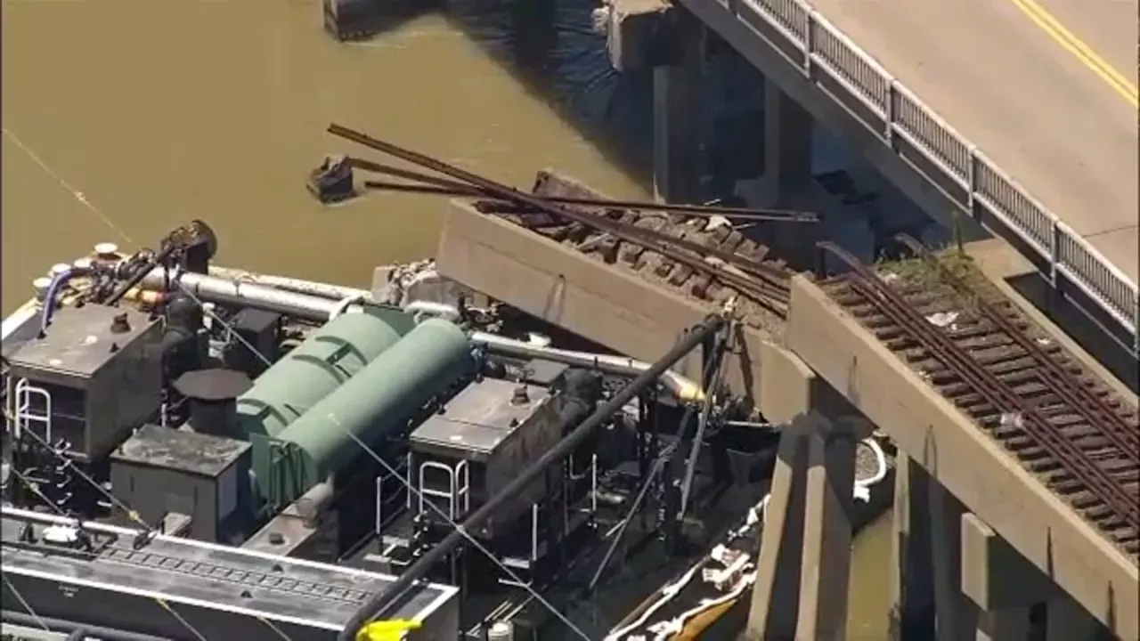 In Galveston: Barge hits bridge in Galveston, Texas, damaging structure ...