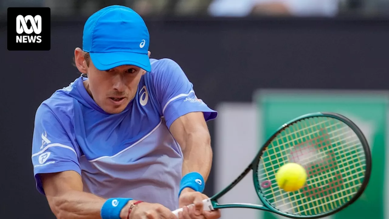 Alex de Minaur defeated by Stefanos Tsitsipas at Italian Open