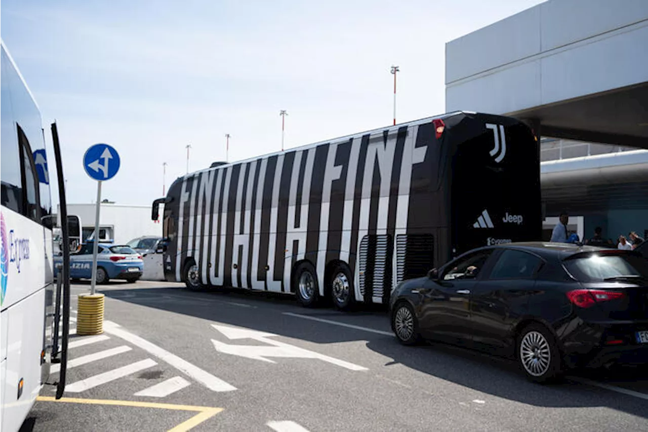 Insulti e sassi in A1 tra tifosi di Atalanta e Juve