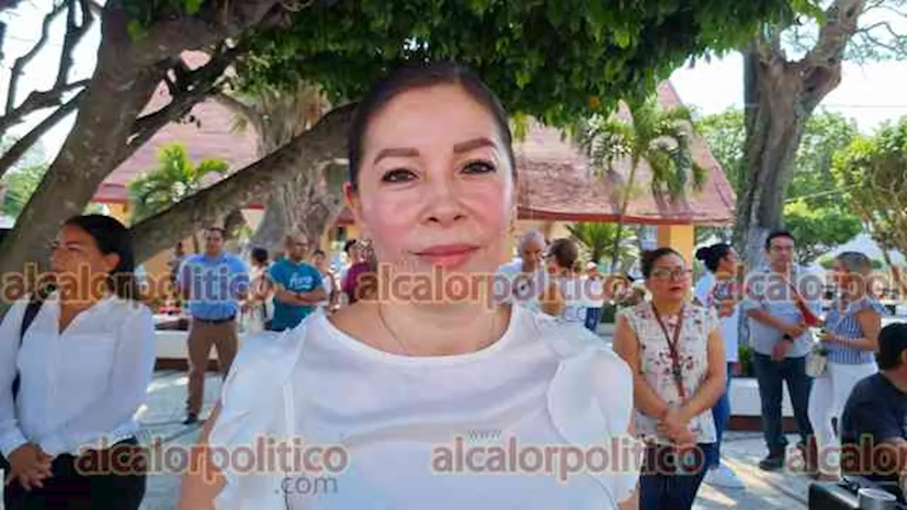 Ante falta de electricidad en escuelas de Coatza, Regidora sugiere acudir a SEV