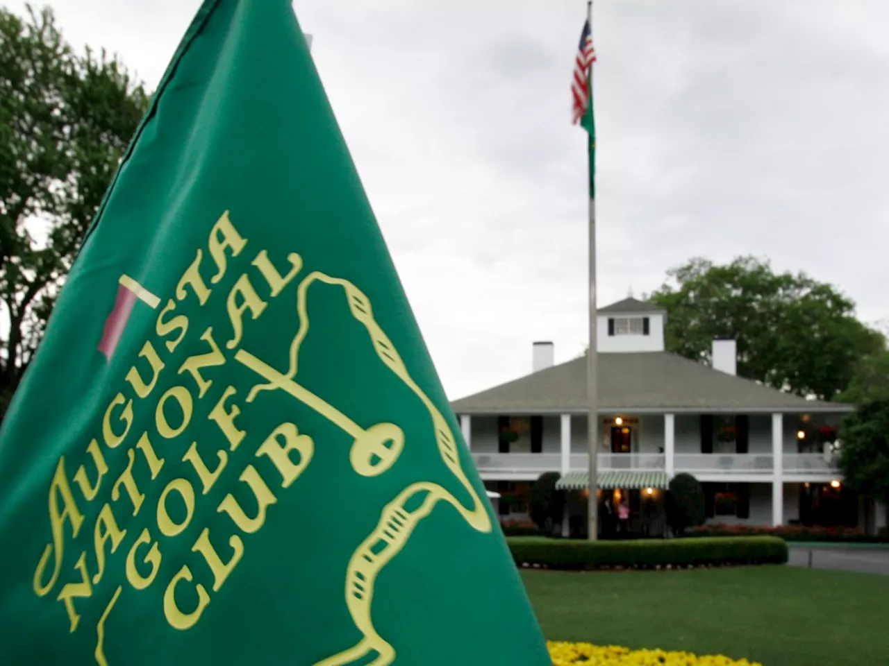 Ex-Augusta National employee pleads guilty in Chicago to stealing Arnold Palmer’s green jacket in $5.3 million Masters memorabilia scheme