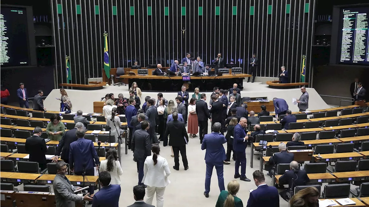 Câmara aprova projeto que suspende dívida do RS; texto vai ao Senado