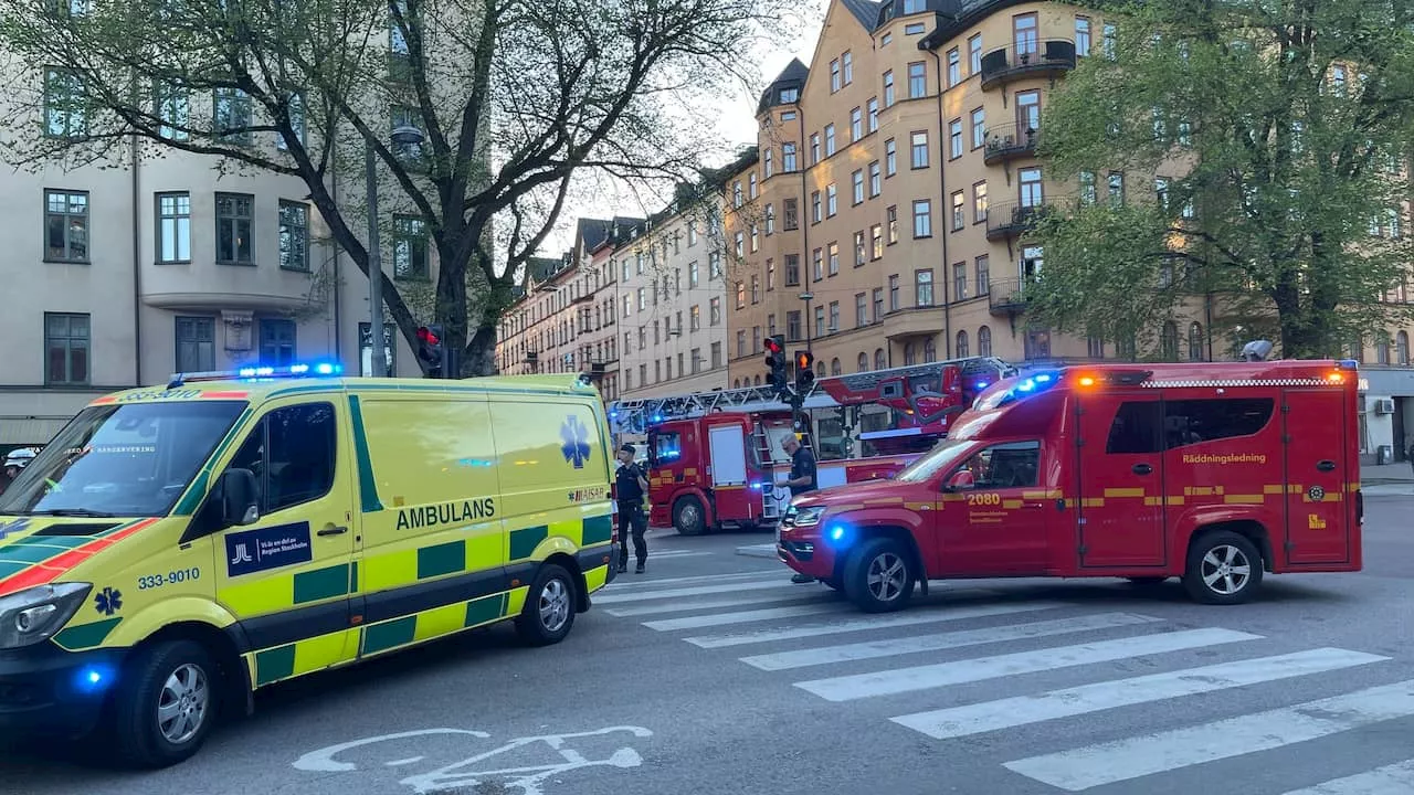 Biljakt slutade i krock på Södermalm i Stockholm