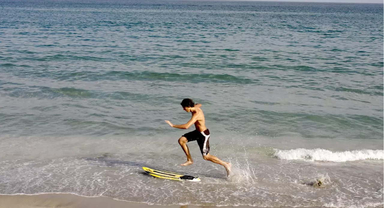 Extra Extra: This summer, we skimboard