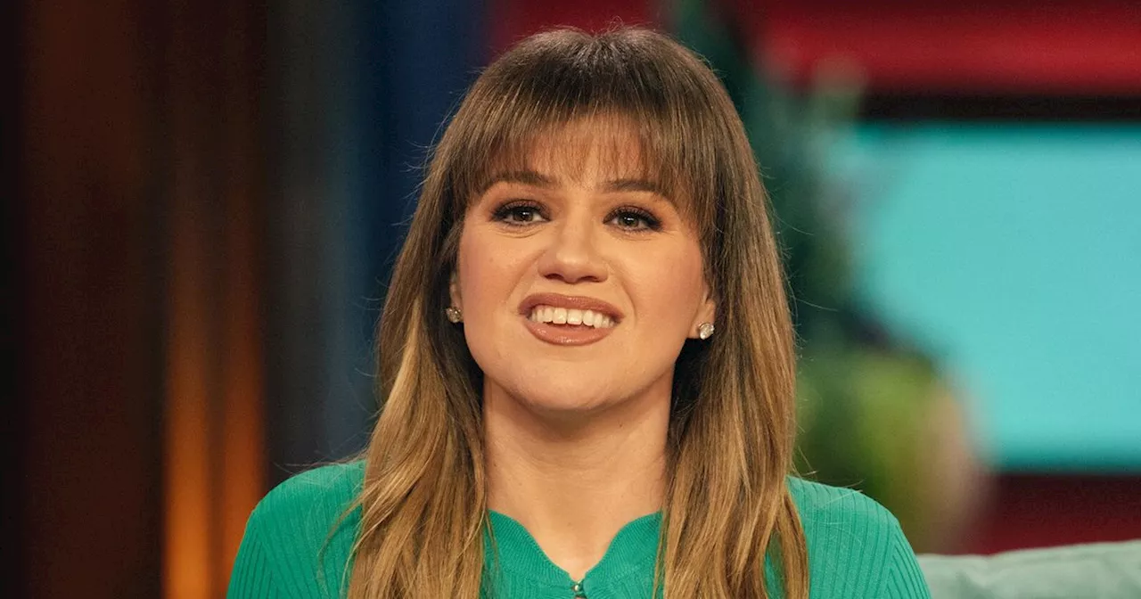 Kelly Clarkson Addresses Ozempic Rumors, Mocks Her Former Appearance