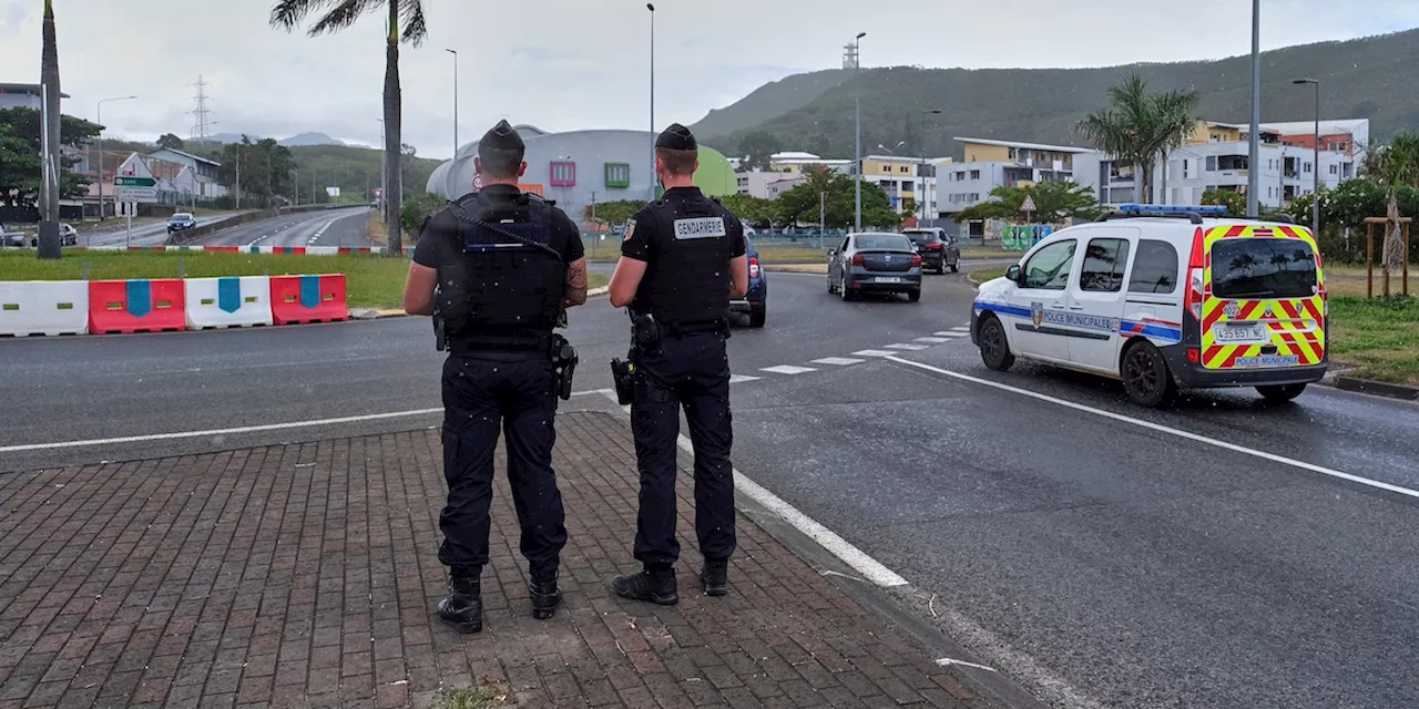 La Francia vuole dichiarare lo stato di emergenza per le proteste in Nuova Caledonia