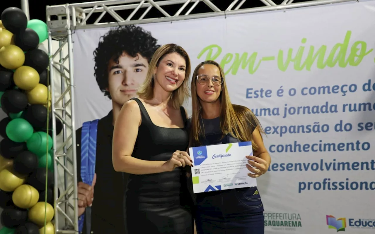 Prefeitura de Saquarema entrega mais de 500 bolsas para alunos de pós-graduação do Conexão Universitária