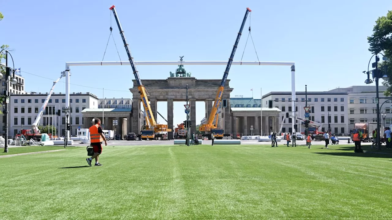 Brandenburger Tor bekommt ein Tor