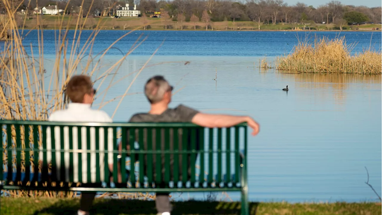 Fact Check Team: Americans face retirement gap as savings dwindle, poll reveals