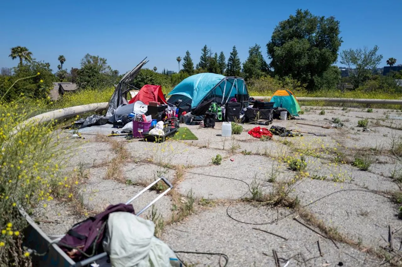 L.A. residents frustrated with homeless encampments near Encino Little League