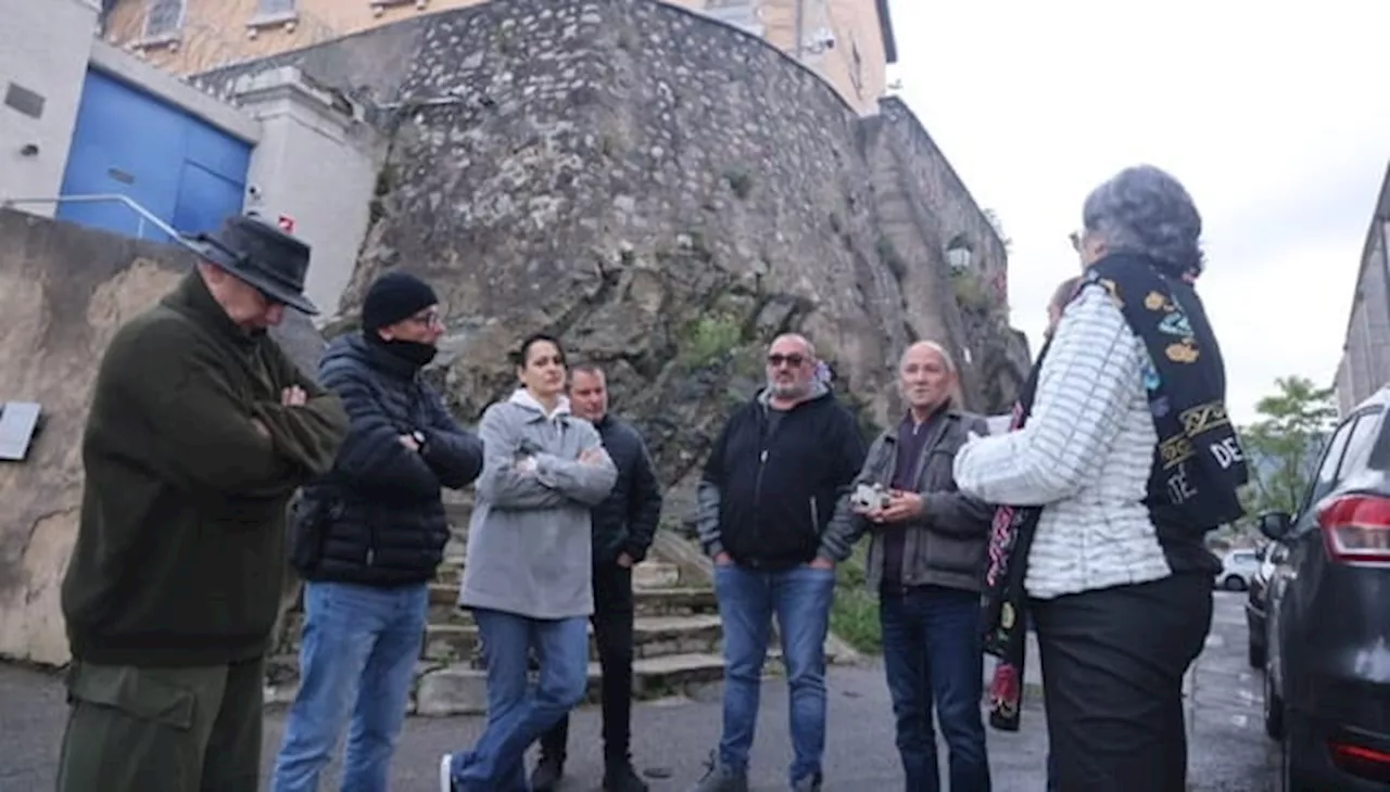 Les surveillants pénitentiaires bloquent les accès de la maison d’arrêt de Digne-les-Bains