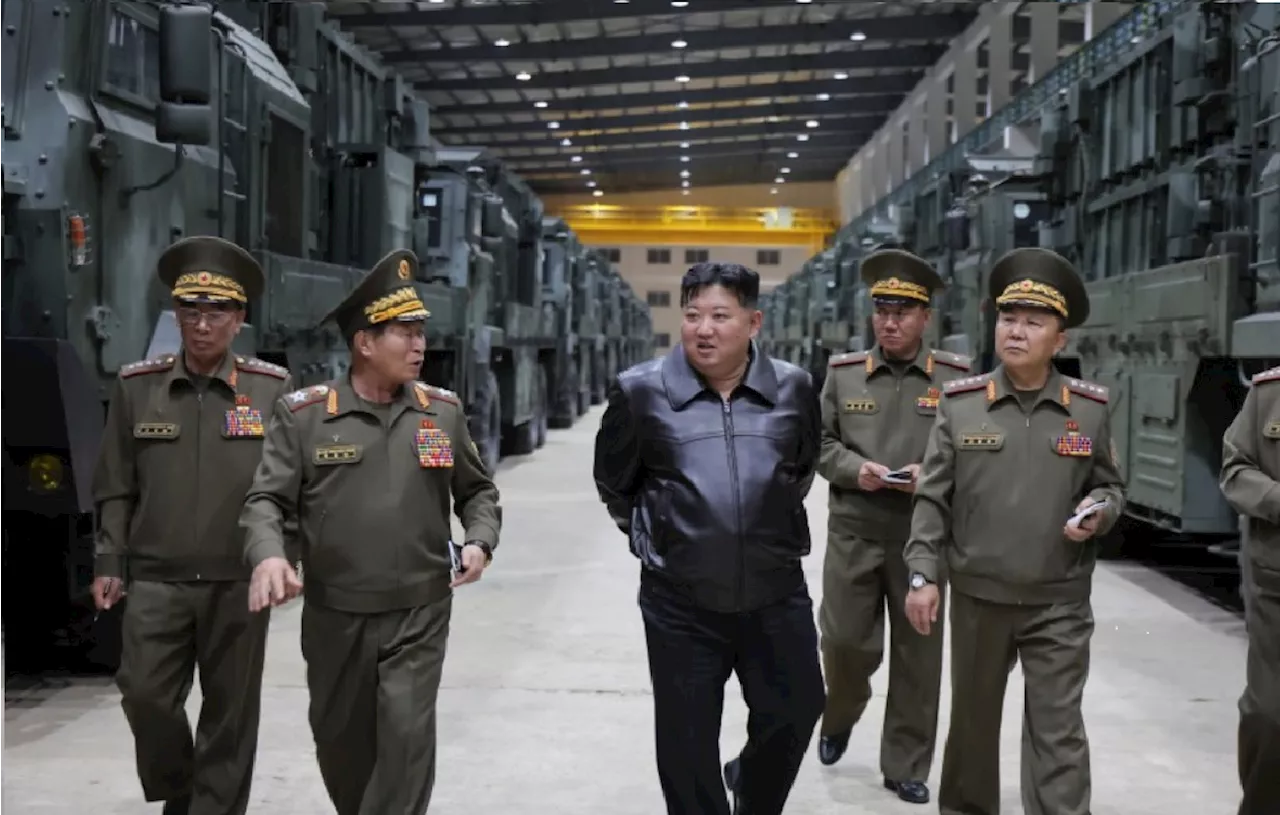 Kim Jong Un Making Rocket Launchers in Old Car Factory, Analyst Says