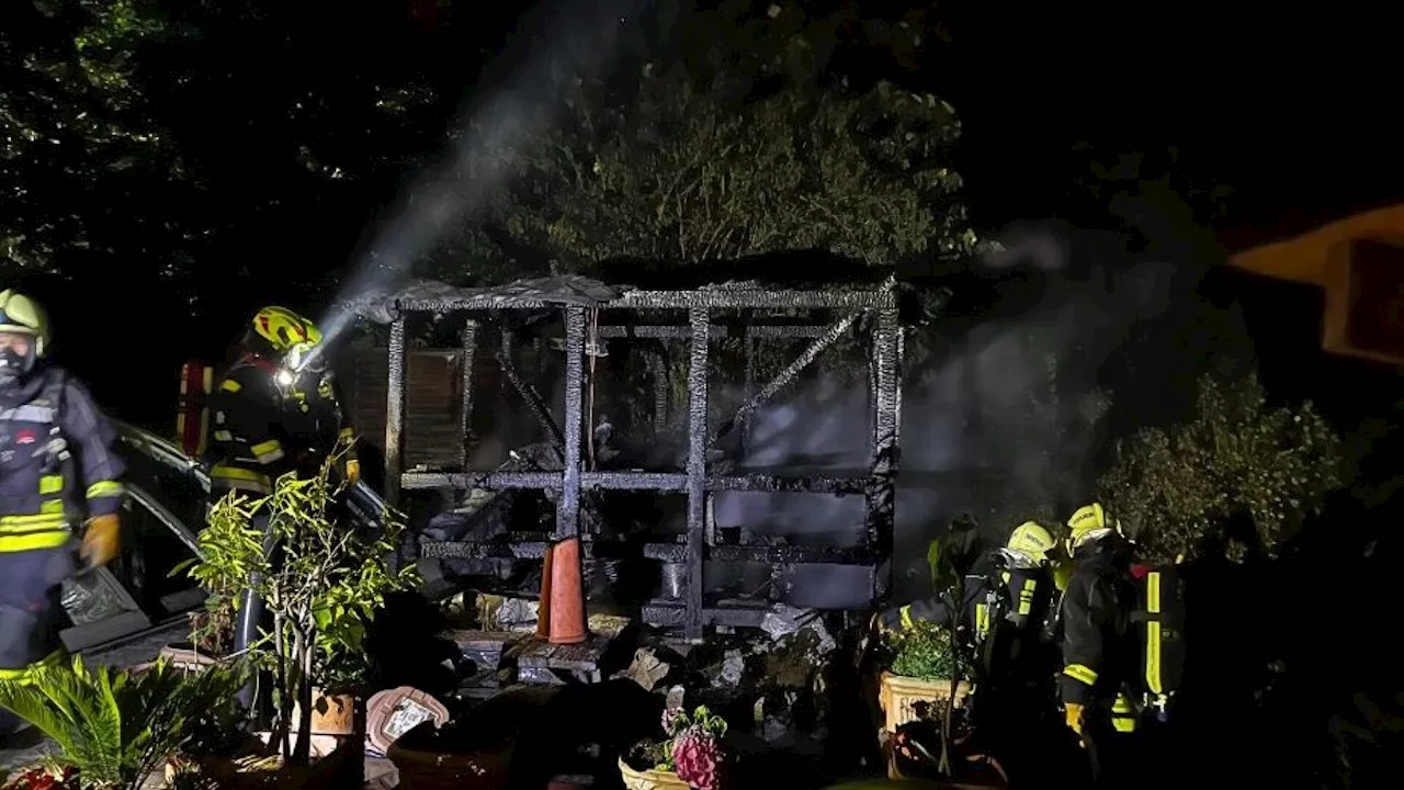 Gartenhütte in Eichgraben wurde ein Raub der Flammen