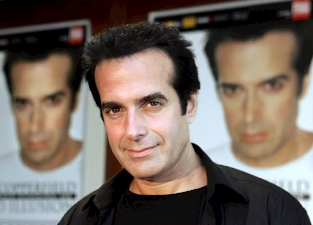 David Copperfield accusato di molestie da 16 donne: 'Comportamenti inappropriati'