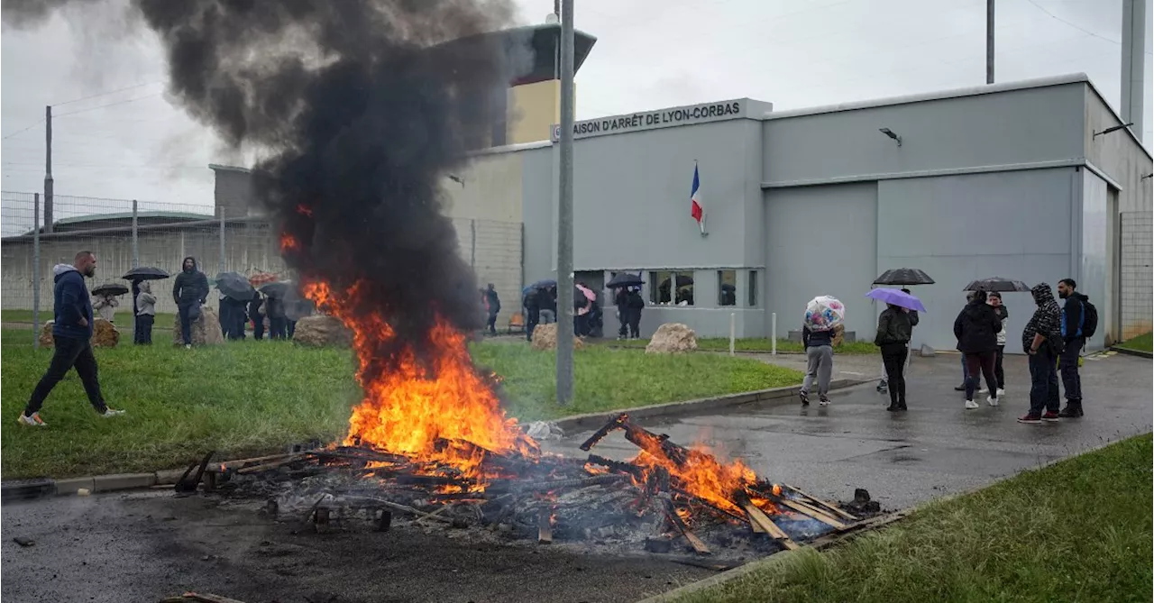 Massive Manhunt in France for Prison-Break Gang That Gunned Down Officers