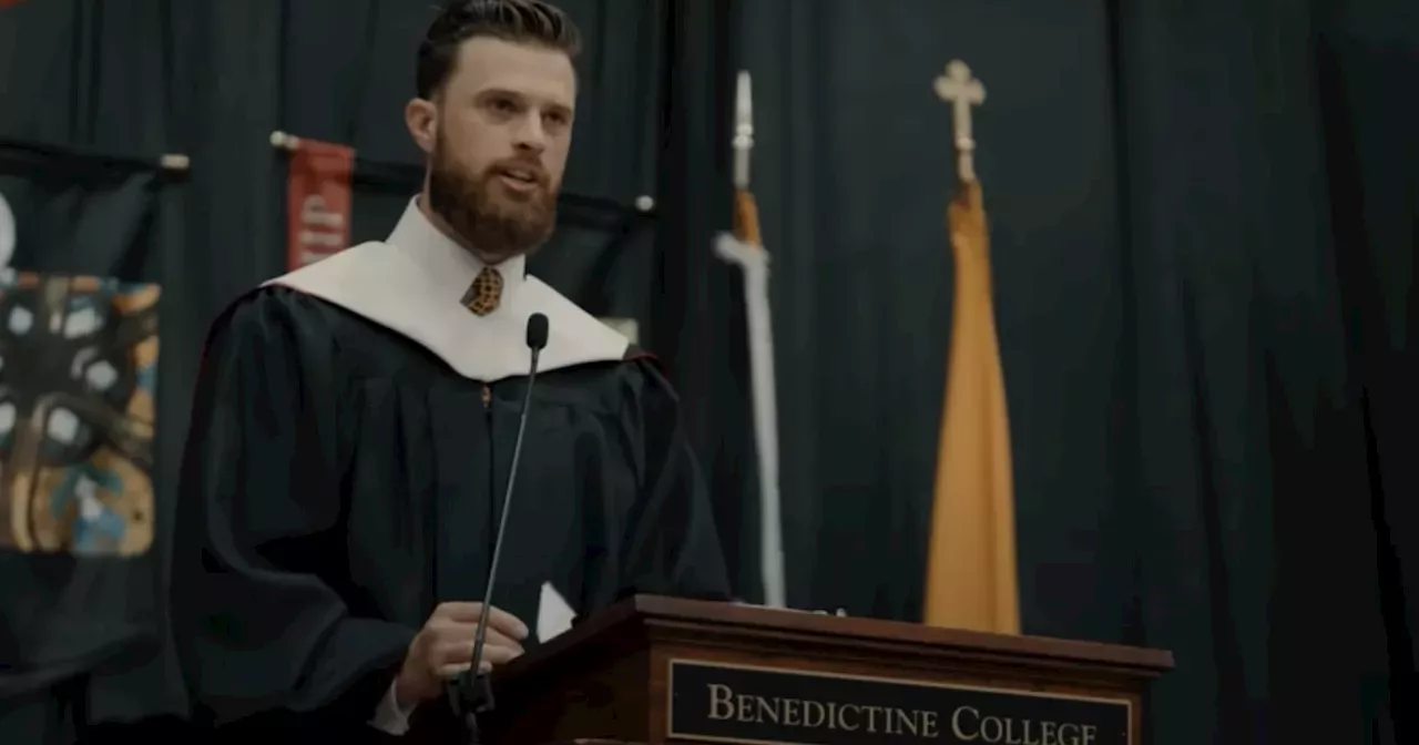 Kansas City Chiefs Harrison Butker Benedictine College Graduation Speech Met With Online 