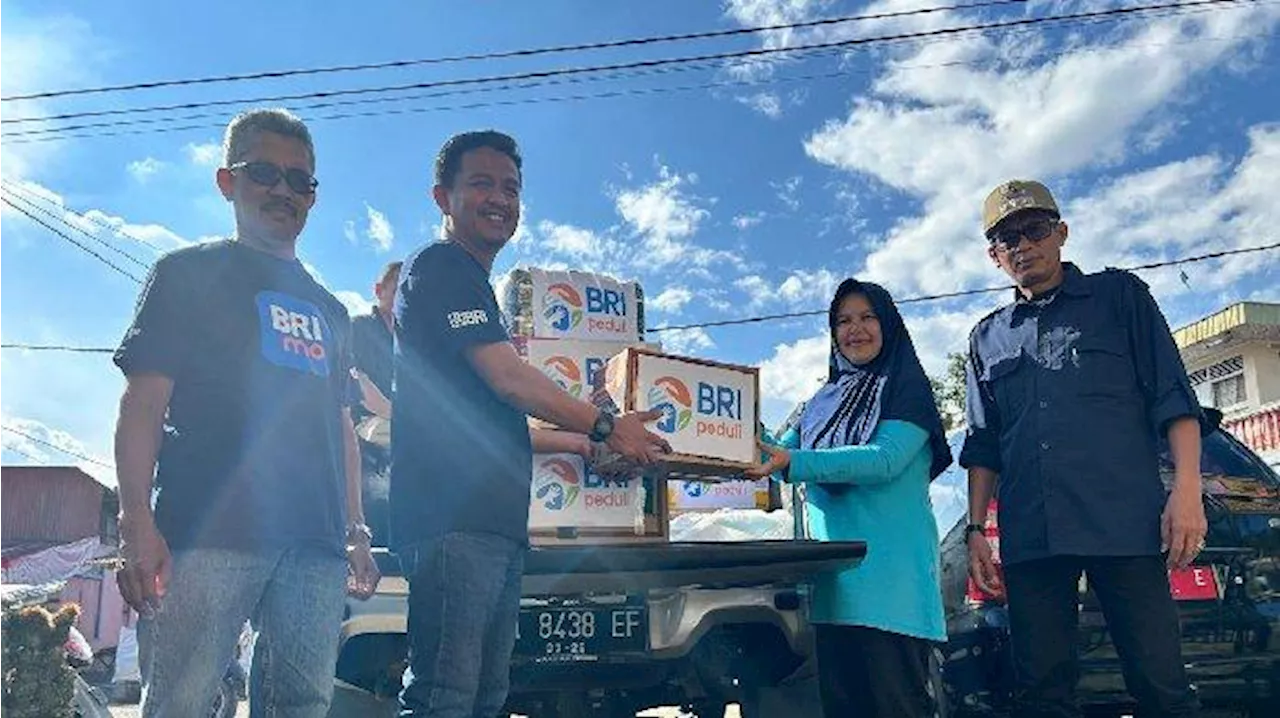 BRI Peduli Salurkan Bantuan Tanggap Bencana untuk Warga Terdampak Banjir di Sumatera Barat