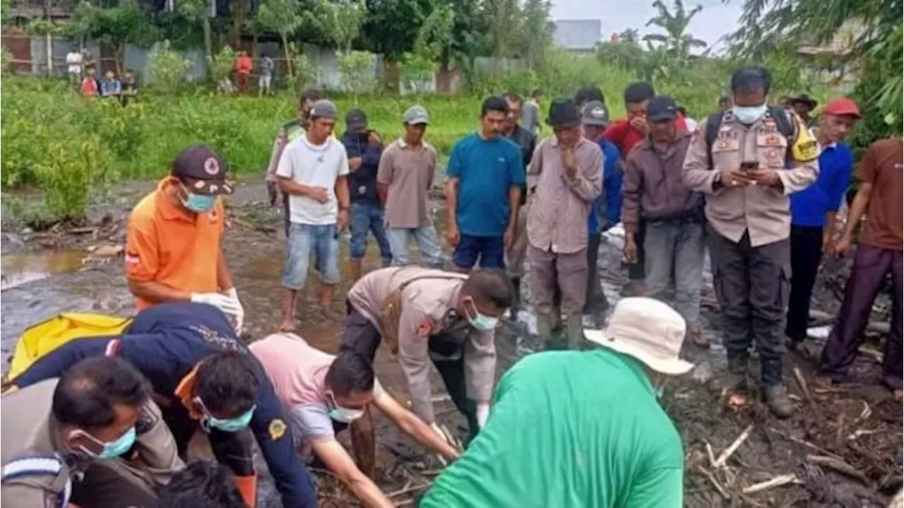 Sumatra Barat: Satu Jenazah Korban Banjir Bandang Di Agam Ditemukan 5 ...