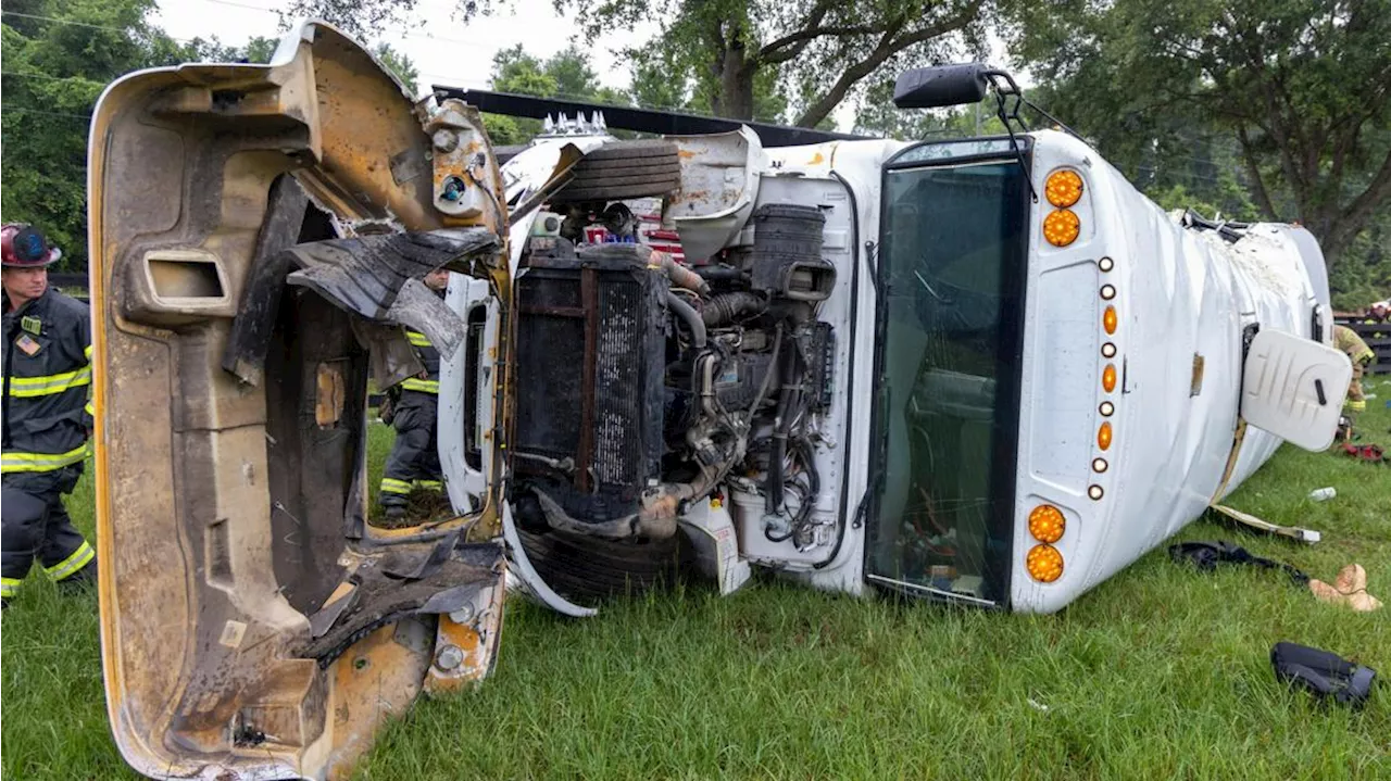 Driver of truck that hit farmworker bus in Florida, killing 8, arrested on DUI charges