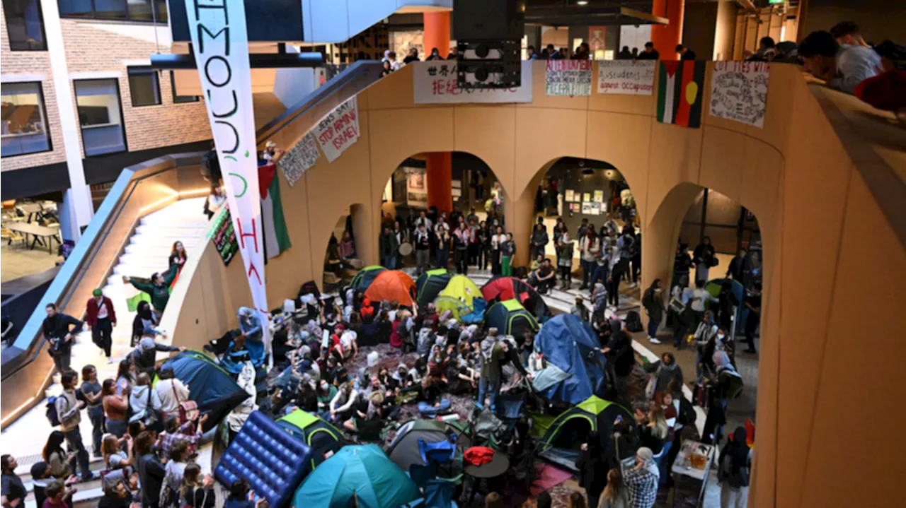 Classes at University of Melbourne cancelled due to Pro-Palestine protesters