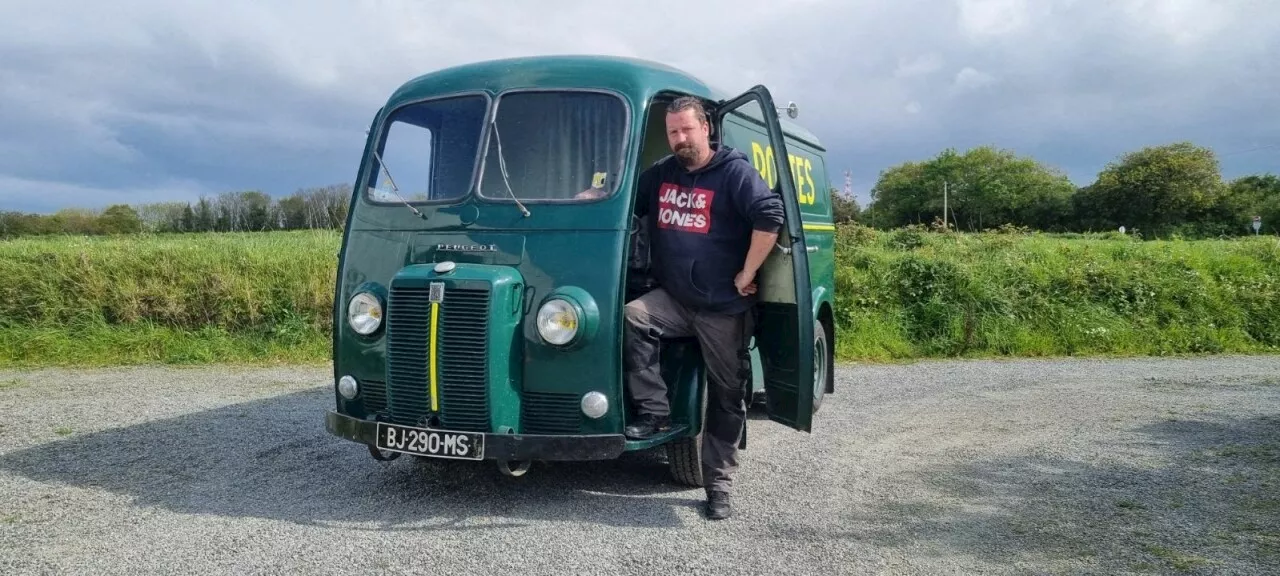 Tour de Bretagne de 800 véhicules anciens : une escale exceptionnelle sur les falaises de Plouézec