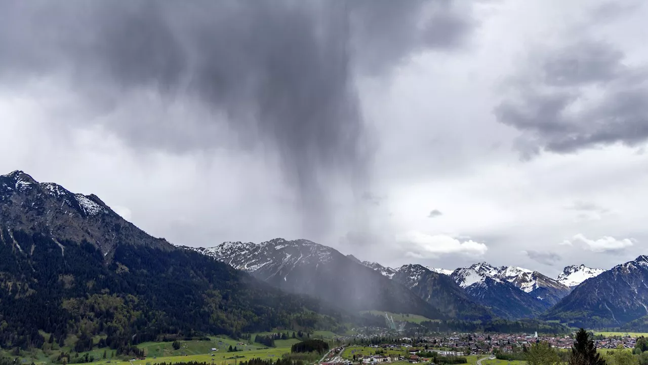 Wetter in Bayern: Deutscher Wetterdienst warnt vor heftigem Regen in Schwaben