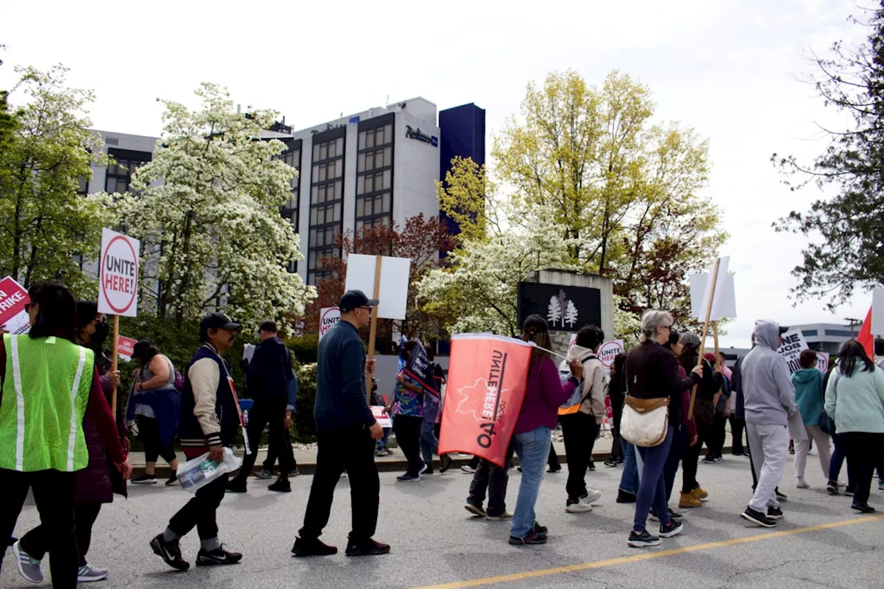 Richmond hotel slapped with cease and desist for threatening striking workers