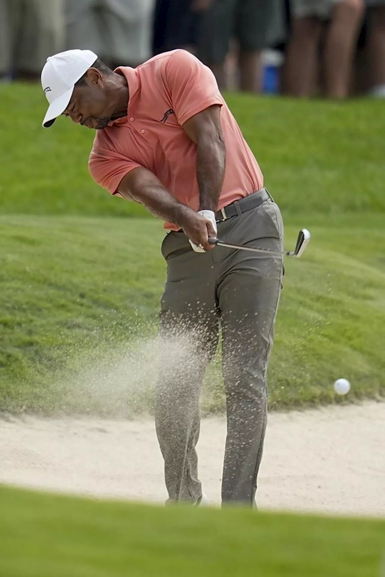 Schauffele gets another major scoring record and sets the pace at PGA Championship