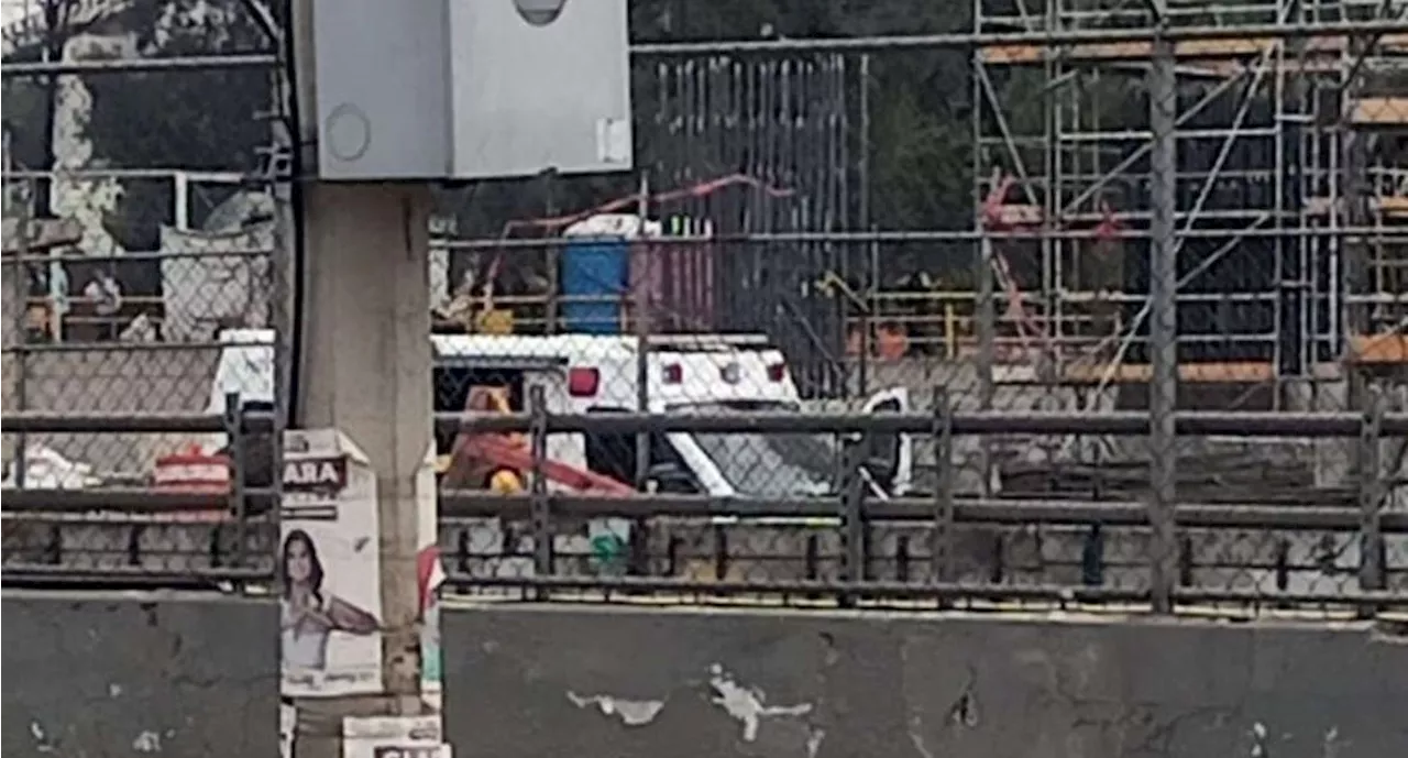 Fallece trabajador de Trolebús elevado al caerle un andamio en la estación Santa Martha, en Iztapalapa