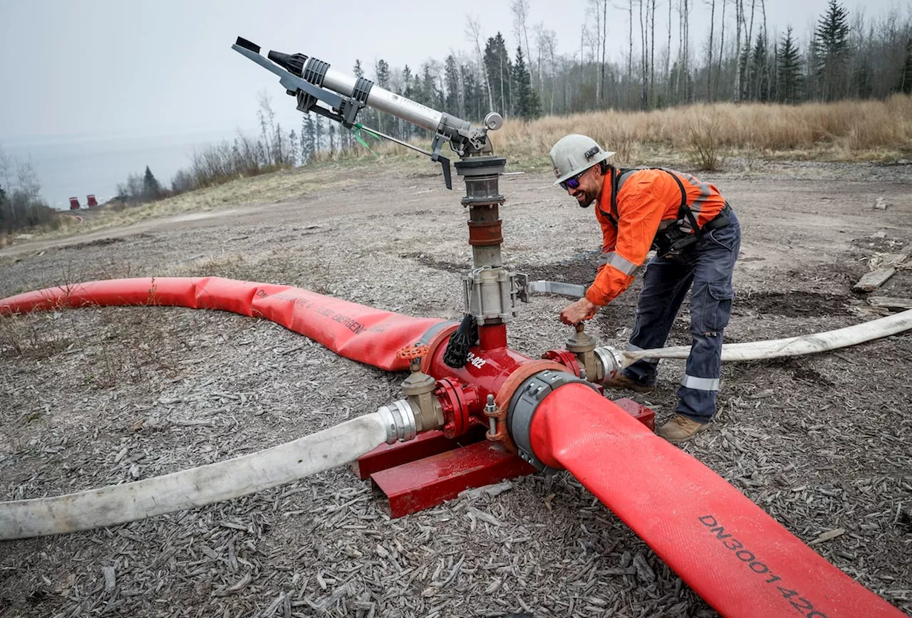 Officials learn from the past in responding to this year’s Fort McMurray wildfire