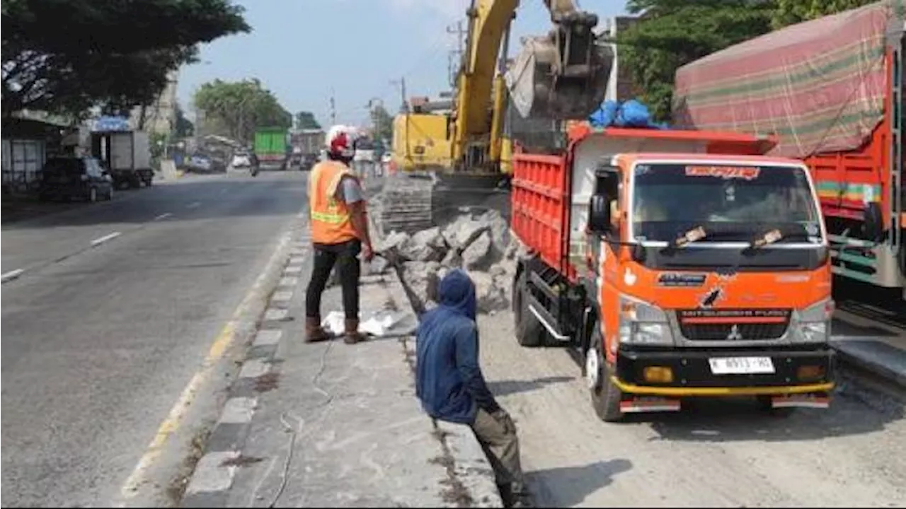 Perbaikan Jalur Pantura di Demak Sebabkan Kemacetan, Ini Jalur Alternatifnya