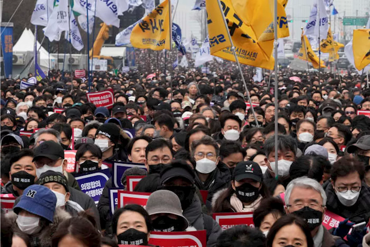 South Korean court rejects effort to block plan that would boost medical school admissions