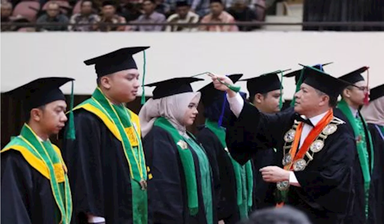 1.496 Lulusan Universitas Syiah Kuala Wisuda, 411 Cum Laude