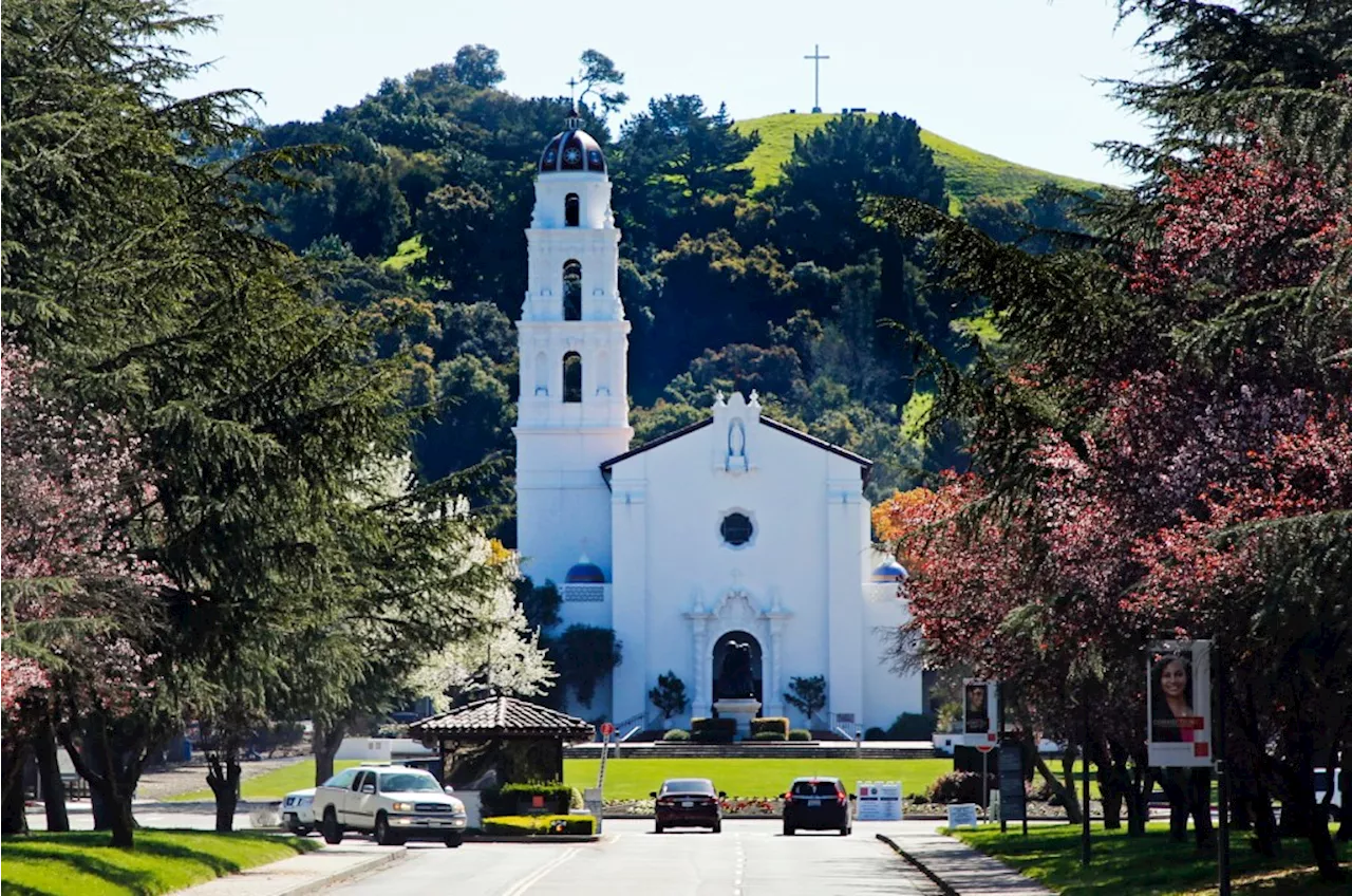 St. Mary’s College students occupy campus chapel in support of Palestinians; 8 join hunger strike