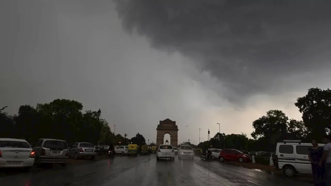 Monsoon 2024: भीषण गर्मी के बीच मौसम विभाग ने सुनाई राहतभरी खबर, इस तारीख को पहुंच रहा मानसून