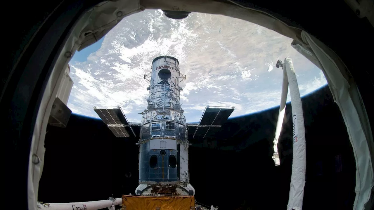 Private mission to save the Hubble Space Telescope raises concerns, NASA emails show