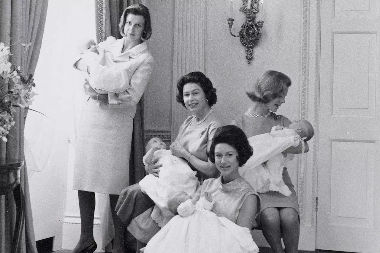 Unseen Royal Family Photos Go on Display at Buckingham Palace ...