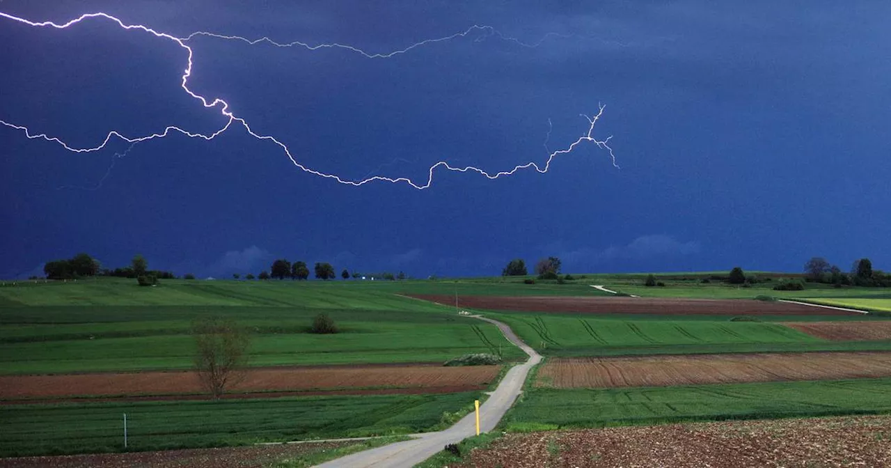 Wetter in NRW: DWD warnt vor Unwetter mit Starkregen & Gewitter