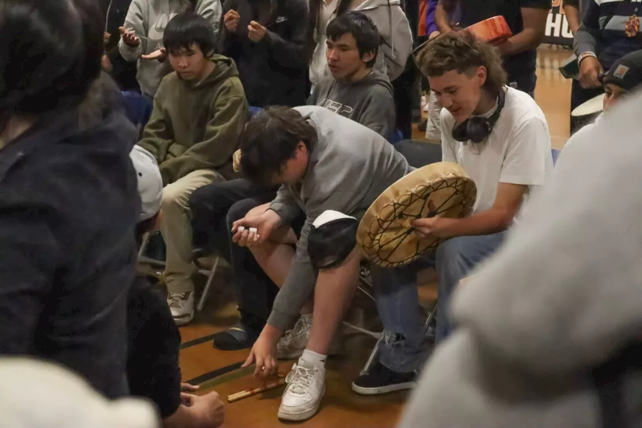 B.C. students roll the bones with ancient Indigenous game as tourney debuts