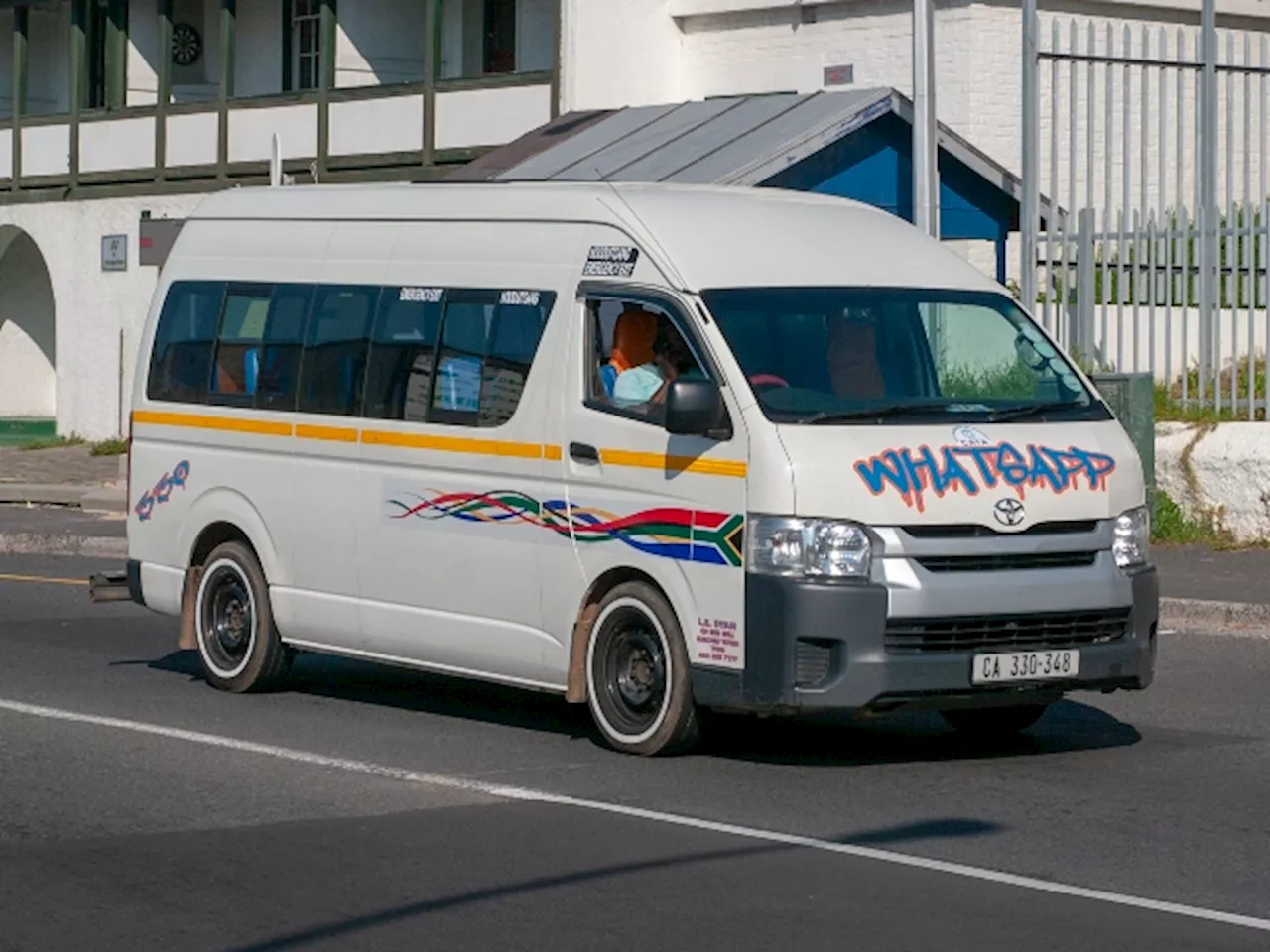 Cape Town Traffic Officers Allegedly Assaulted By Taxi Operators In Milnerton [Video]