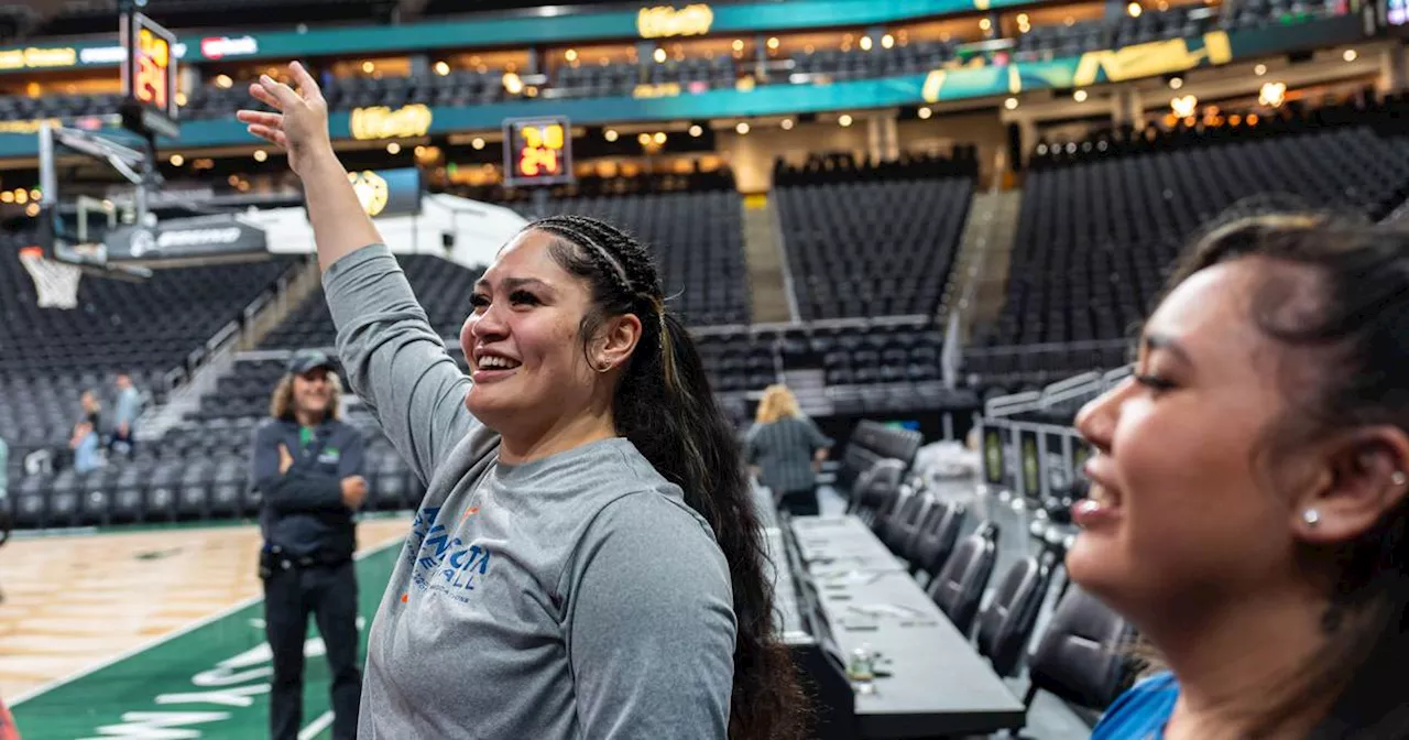 Playing at a new level, Anchorage’s Alissa Pili finds her footing and connects with fans