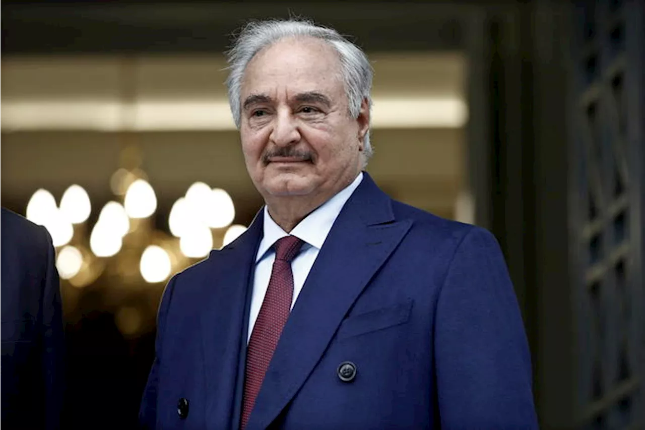 Haftar: 'Auspico un futuro democratico per la Libia'