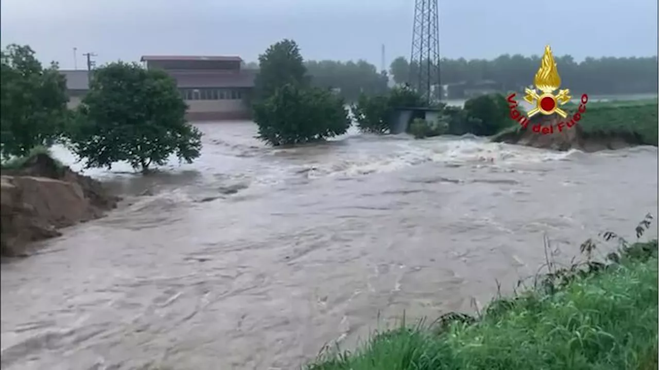 Maltempo in Veneto, rompe gli argini il fiume Muson: abitazioni isolate