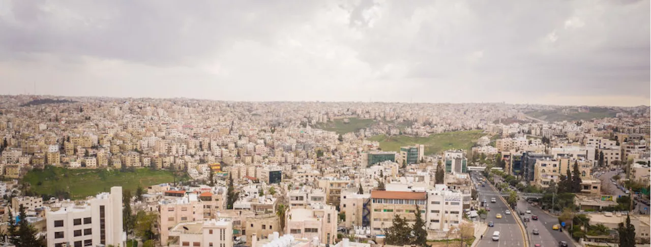 الأردن: يتعين على السلطات وقف الترحيل القسري للاجئَيْن محتجزَيْن إلى سوريا