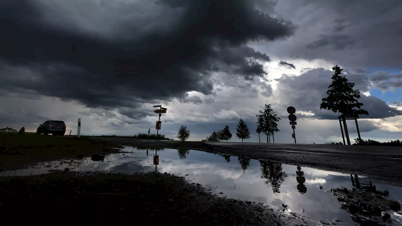 Wetter: Deutscher Wetterdienst warnt vor Dauerregen