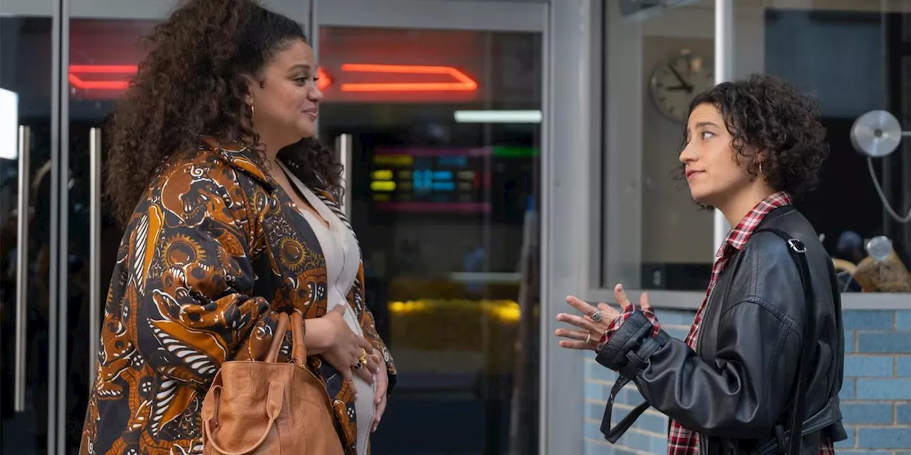  Ilana Glazer and Michelle Buteau's Pregnancy Comedy Delivers