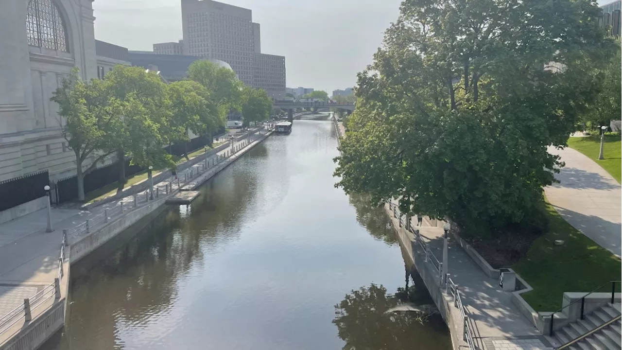 Boating season begins on the Rideau Canal