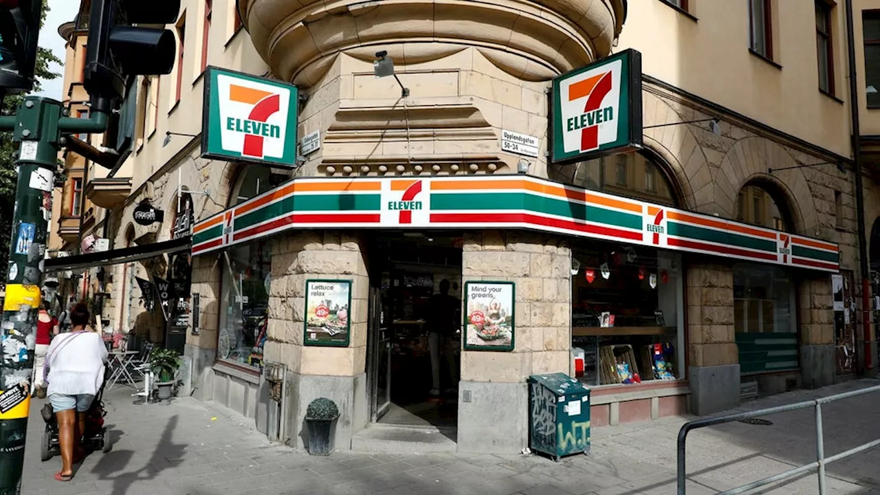 Fredrik Strage: Hur sunt är det att köpa korv på 7-Eleven?