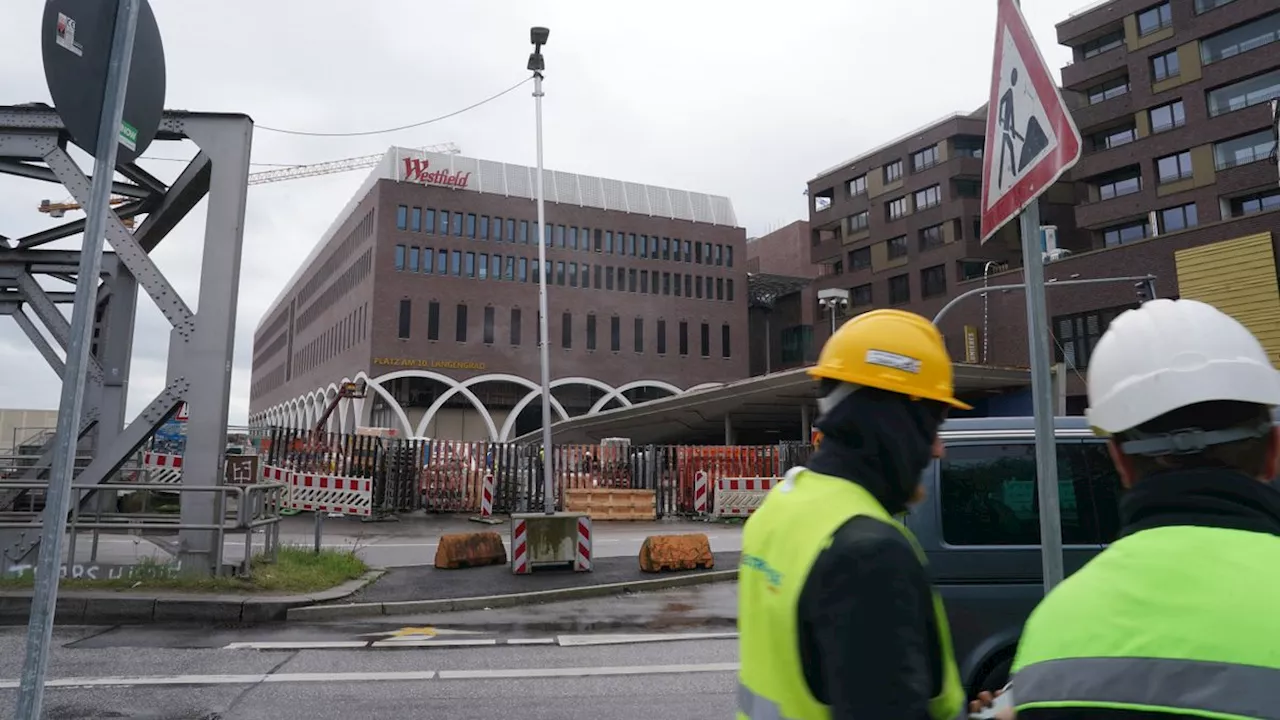 Luxuseinkaufstempel in Hamburg: Verräterische Warnungen vor Schwarzarbeit auf HafenCity-Baustelle